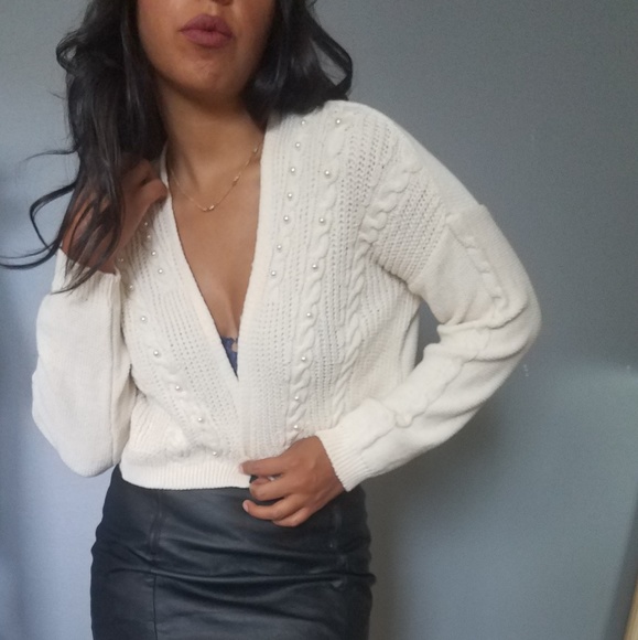 Primark Cropped Pearl Cardigan Medium 